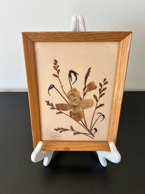 Vintage Pressed Flowers Framed Wall Art Decor Artist Signed